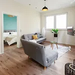 Design Mit Grosser Dachterrasse An Der Mosel - Netflix - Waschmaschine & Trockner *