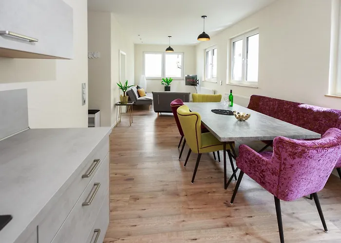 Design Mit Grosser Dachterrasse An Der Mosel - Netflix - Waschmaschine & Trockner 森海姆